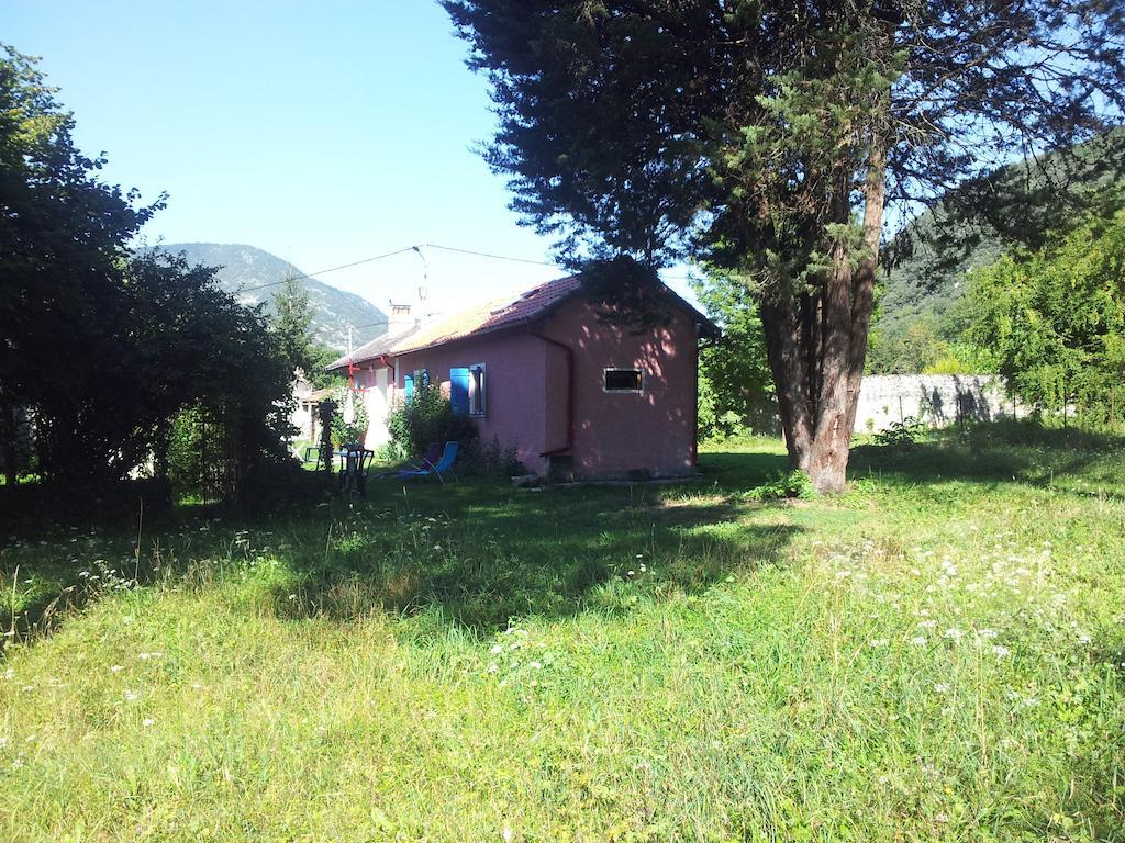 La Pyrene Maison De Vacances Ore  Room photo